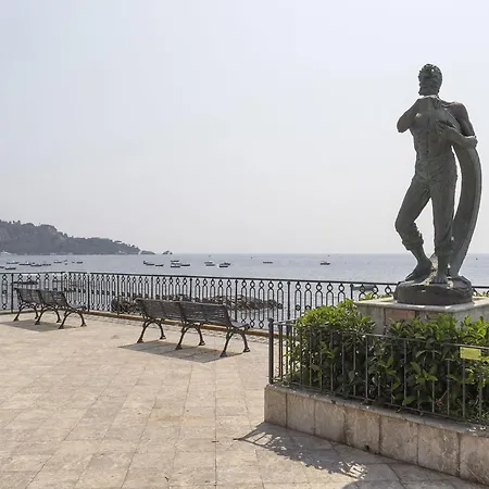 Apartment 'casa Inzolia By Interhome Giardini-Naxos
